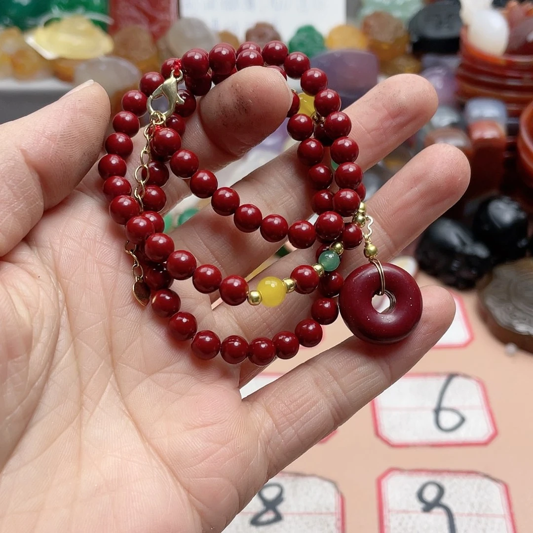 玛瑙/玉髓颈饰合金雲**心