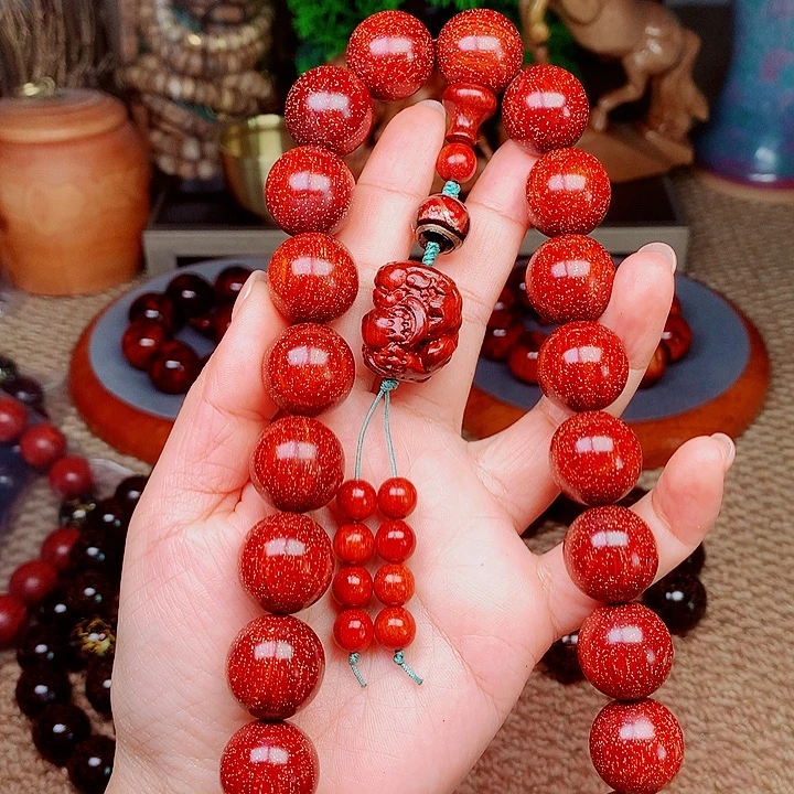 檀香紫檀（小叶紫檀）桃1.8红手持