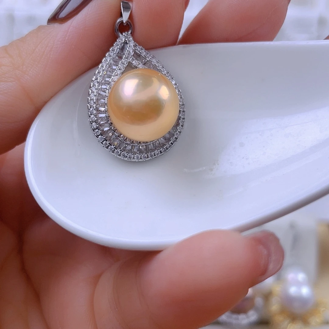 未镶嵌淡水珍珠吊坠(赠链)