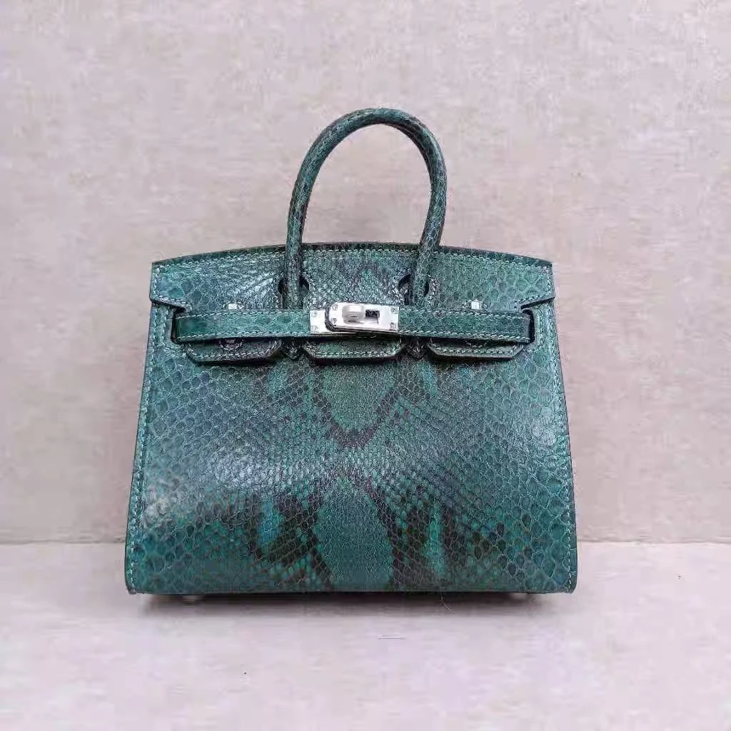 稀有皮时尚单肩斜挎包包挎包女款新款正品复古高奢轻奢