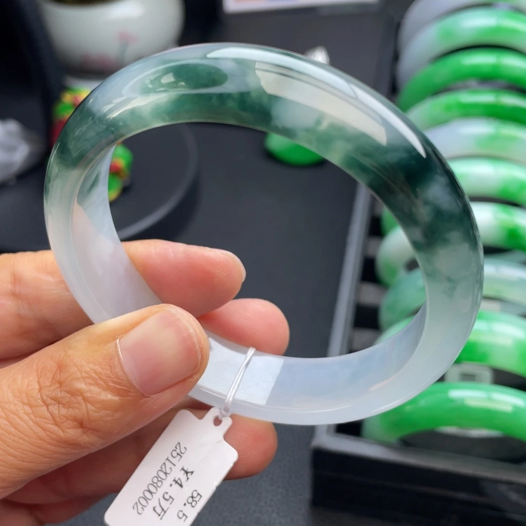 翡翠未镶嵌手镯58.5正圈翡翠正冰飘花