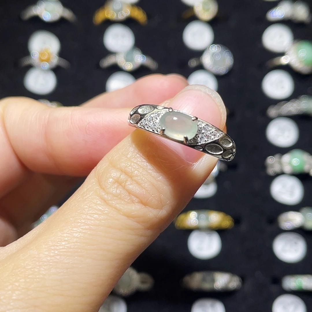 翡翠未镶嵌戒指戒指