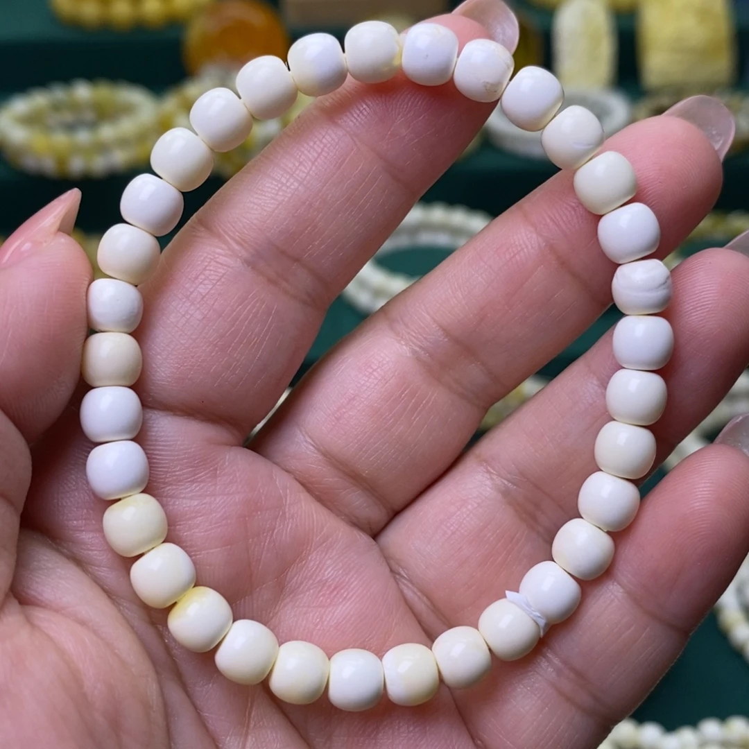 蜜蜡未镶嵌裸石6➕