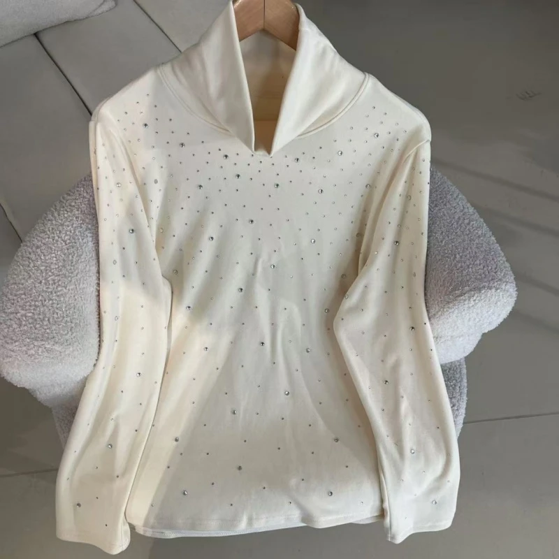 PWD32602【现货上衣】冬季显瘦加绒高领气质大码女装