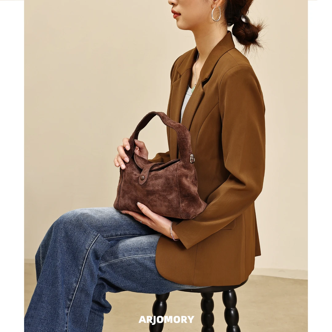 原创设计麂皮绒腋下包女2025早秋新款休闲百搭单肩斜挎包