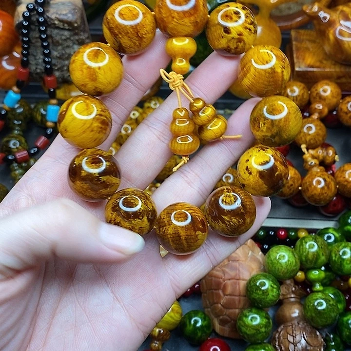 琥珀木雷击琥珀木