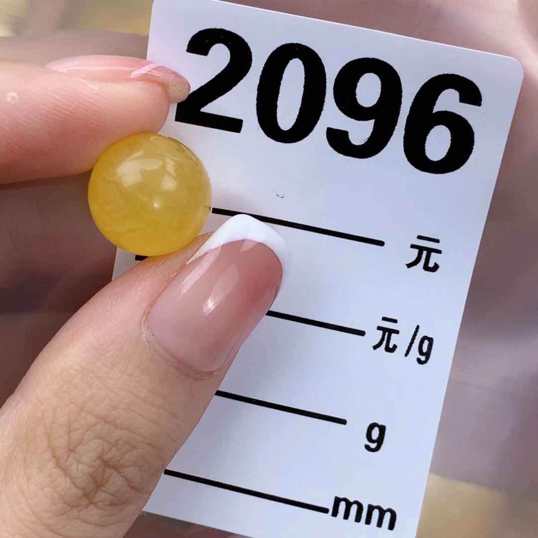 琥珀未镶嵌珠宝奇石13