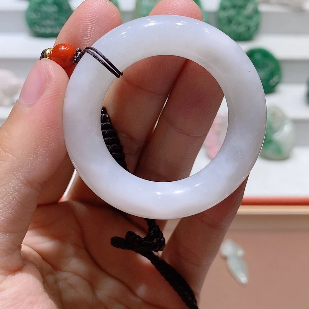 独山玉未镶嵌吊坠