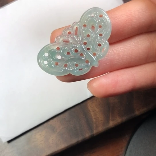 翡翠未镶嵌颈饰缅甸A货，每天下午1点半开播