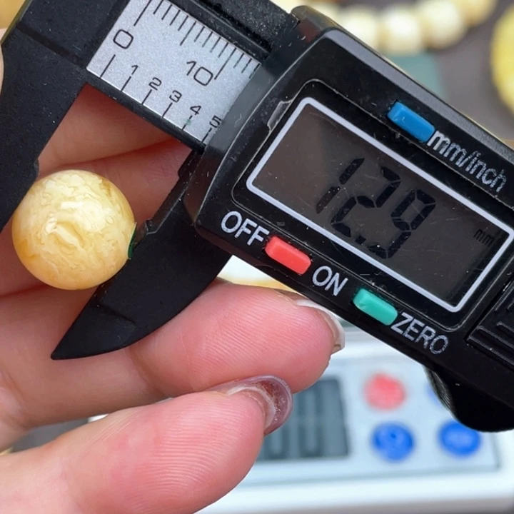 琥珀裸石未镶嵌微瑕628