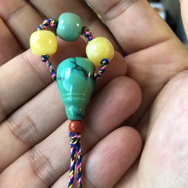 蜜蜡珠宝奇石未镶嵌