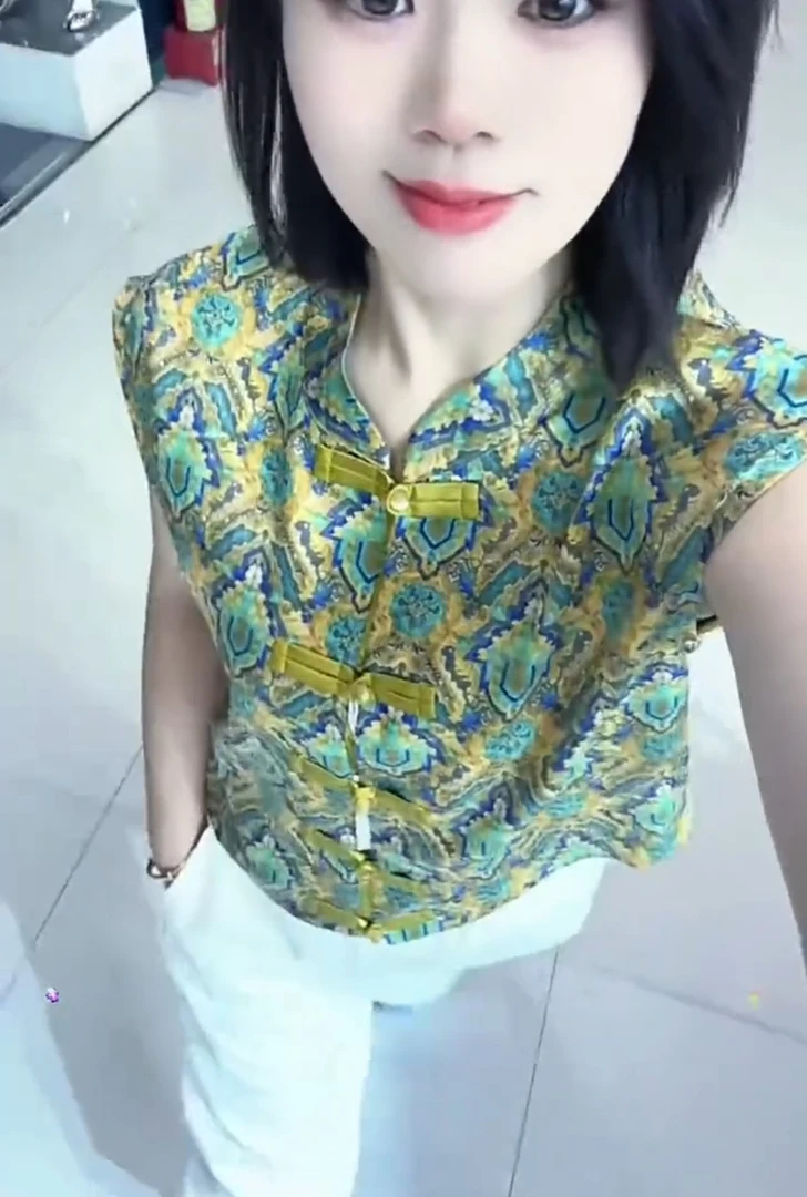 2025夏季新款新中式国风复古文印碎花无袖盘扣女上衣