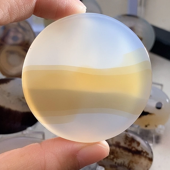 玛瑙/玉髓颈饰未镶嵌