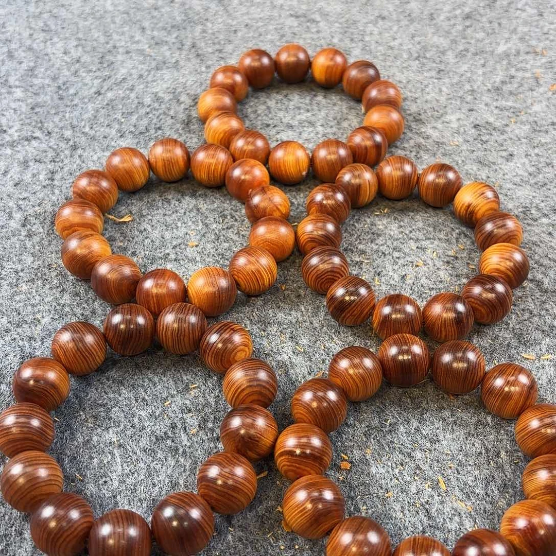 崖柏太行崖柏黑金黑油香料1.8