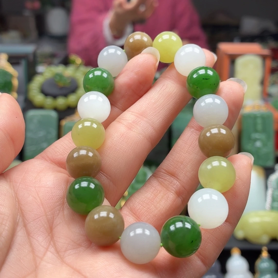 和田玉未镶嵌颈饰12