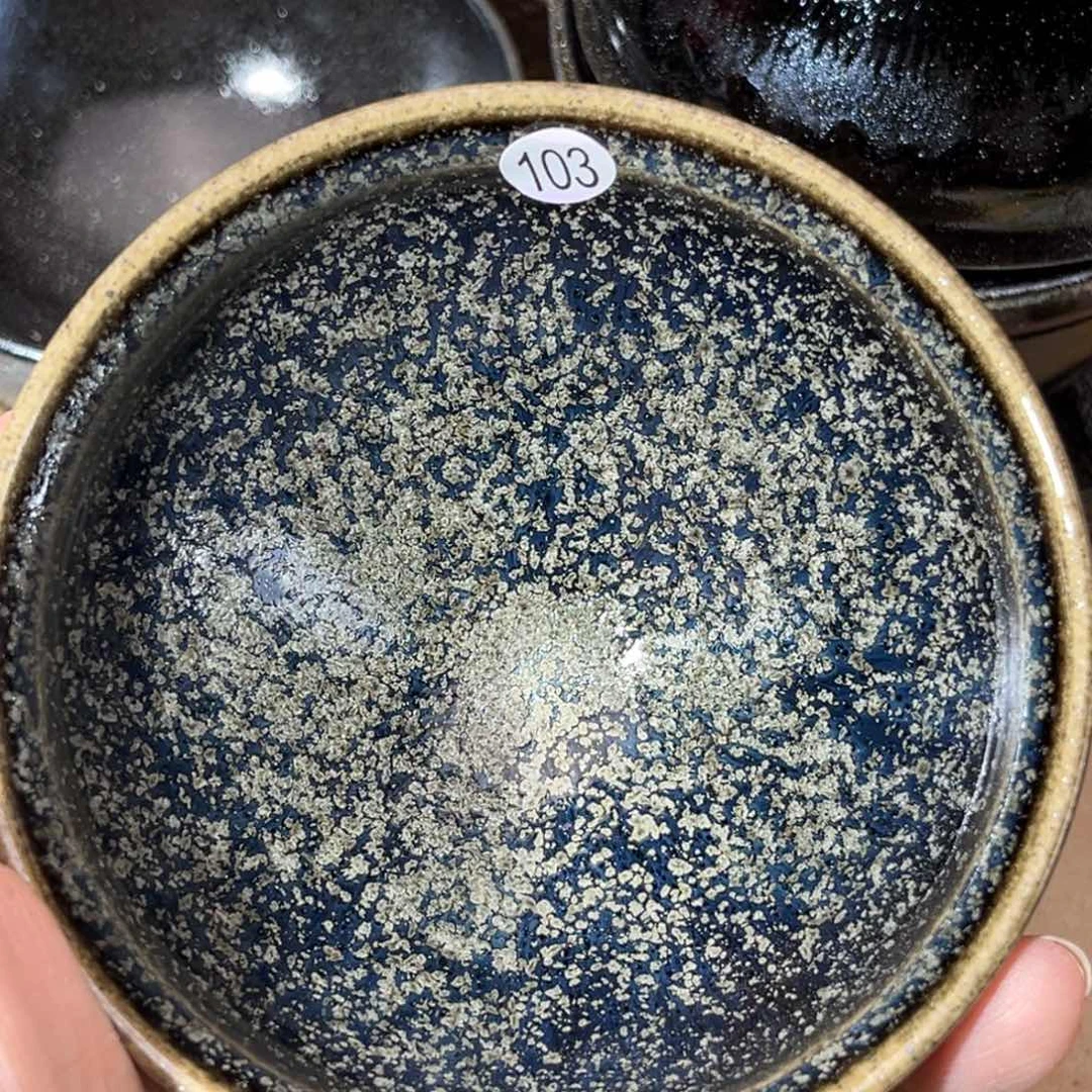 茶盏义兴龙窑坚持真柴烧