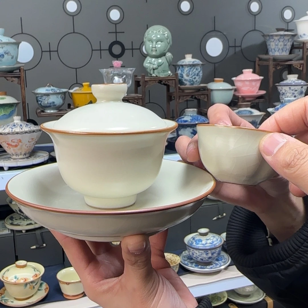 高温下的高温天气使人心情愉悦