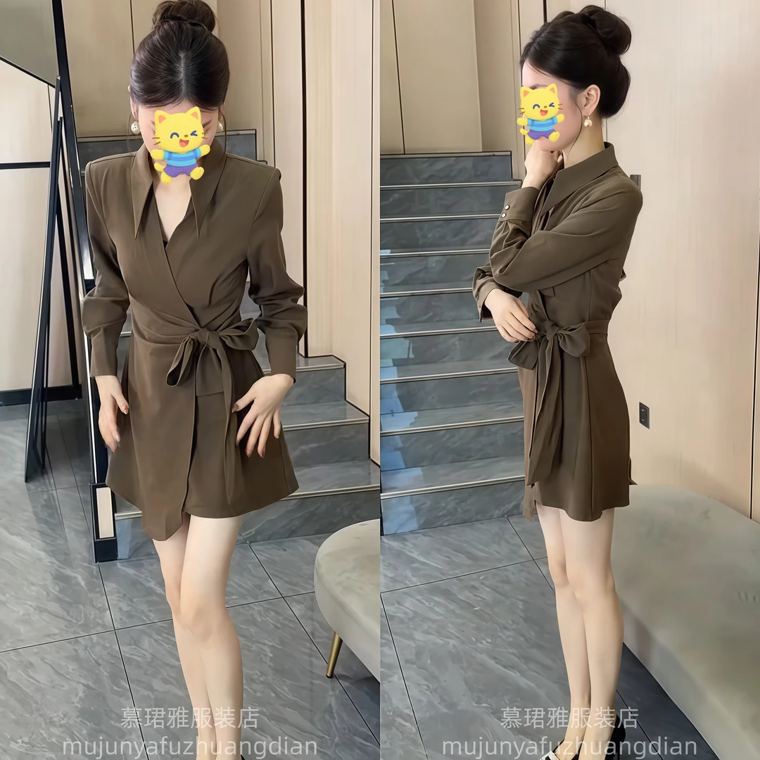 轻熟风时尚连衣裙女2025秋季新款通勤风减龄衬衫裙中长款收腰裙子