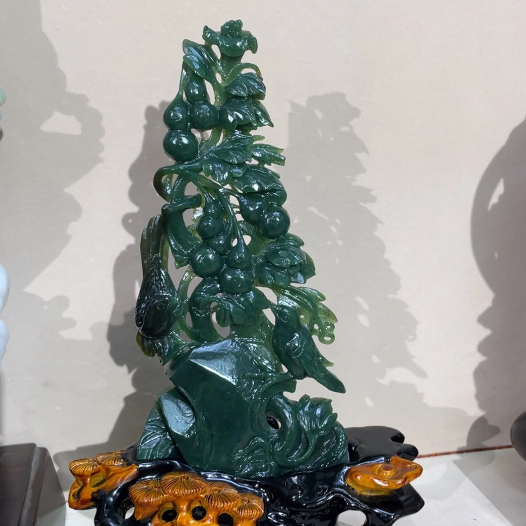 未镶嵌和田玉摆件