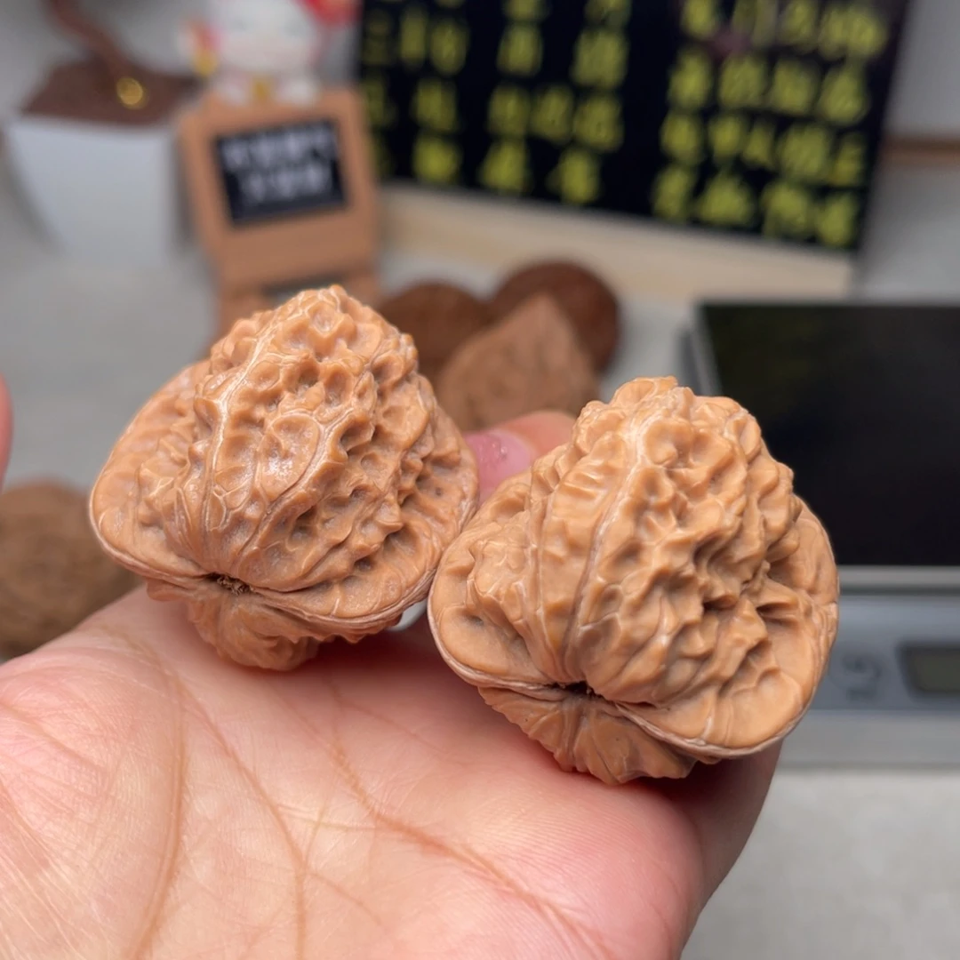 把件文玩核桃白蛇谷