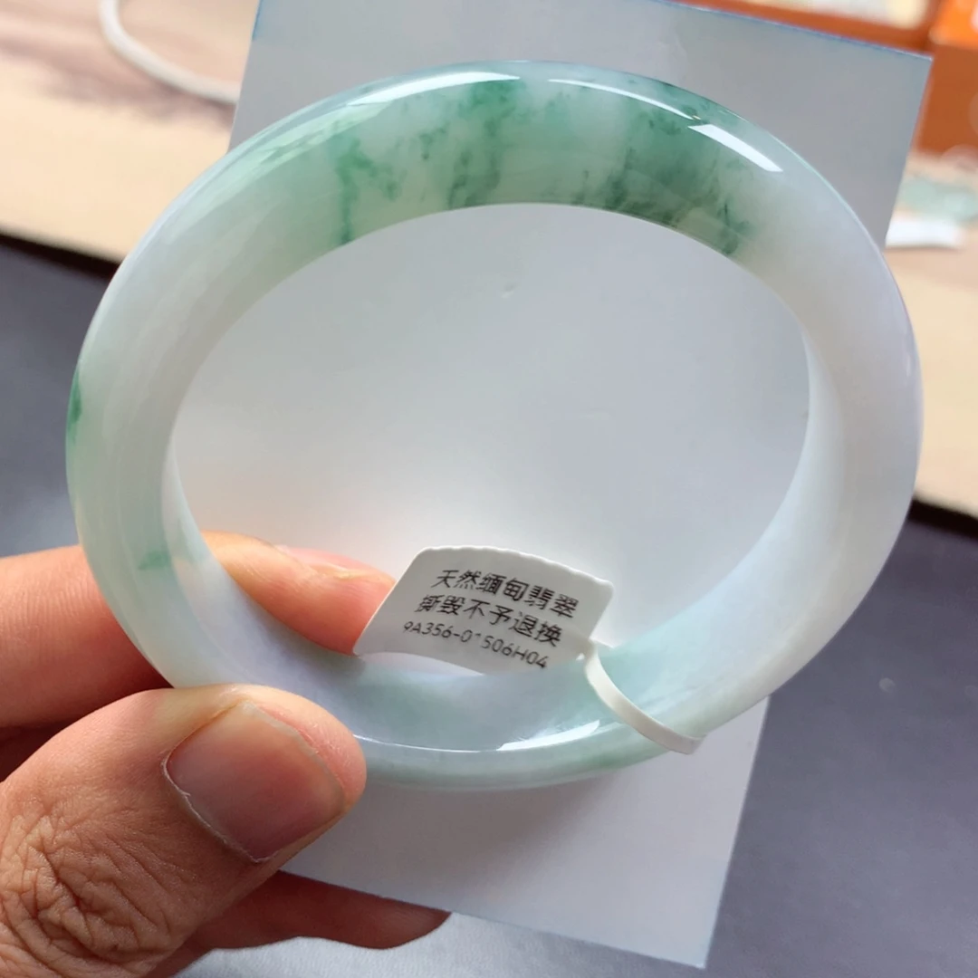 翡翠手镯未镶嵌58.3