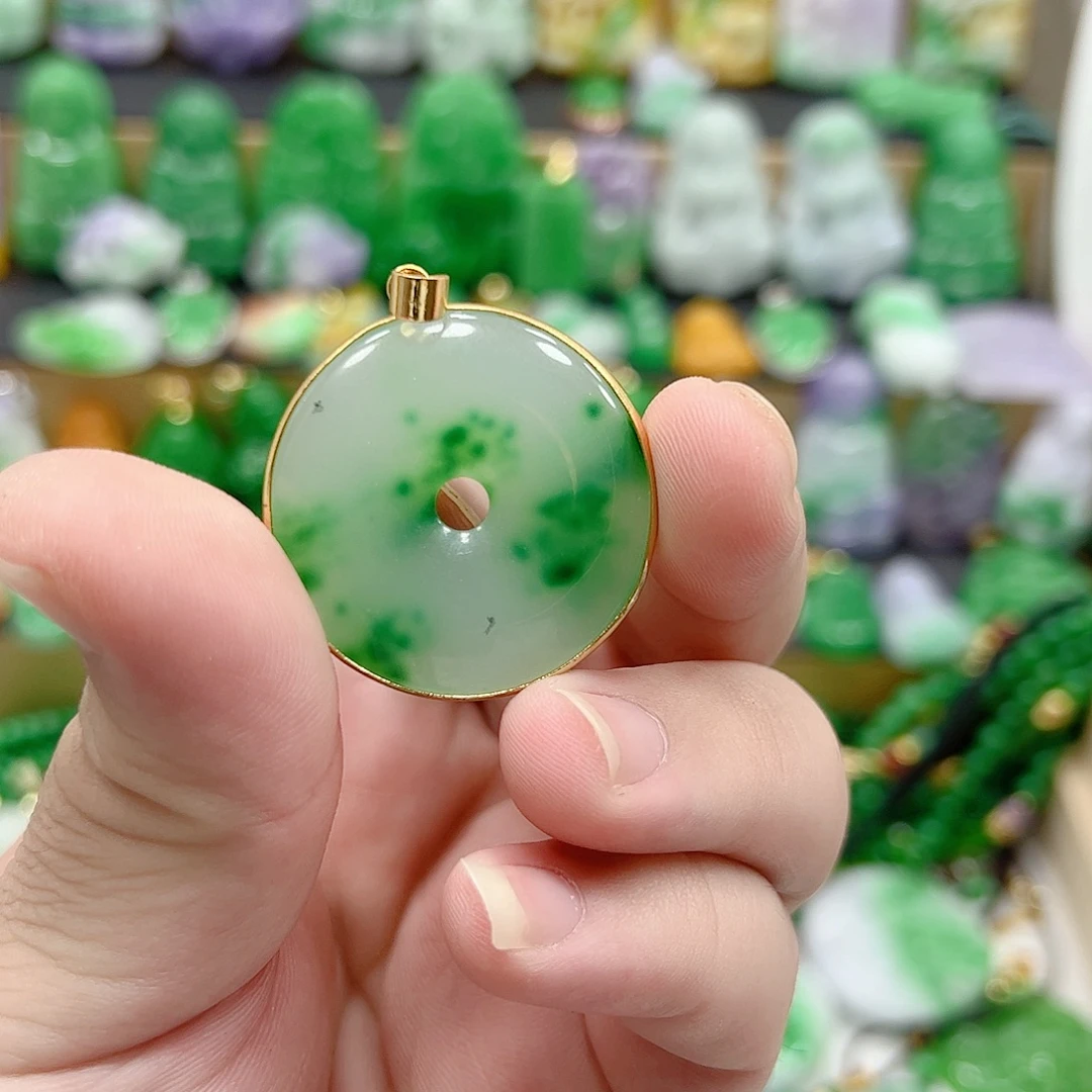 吊坠(赠链)银S925镶嵌翡翠