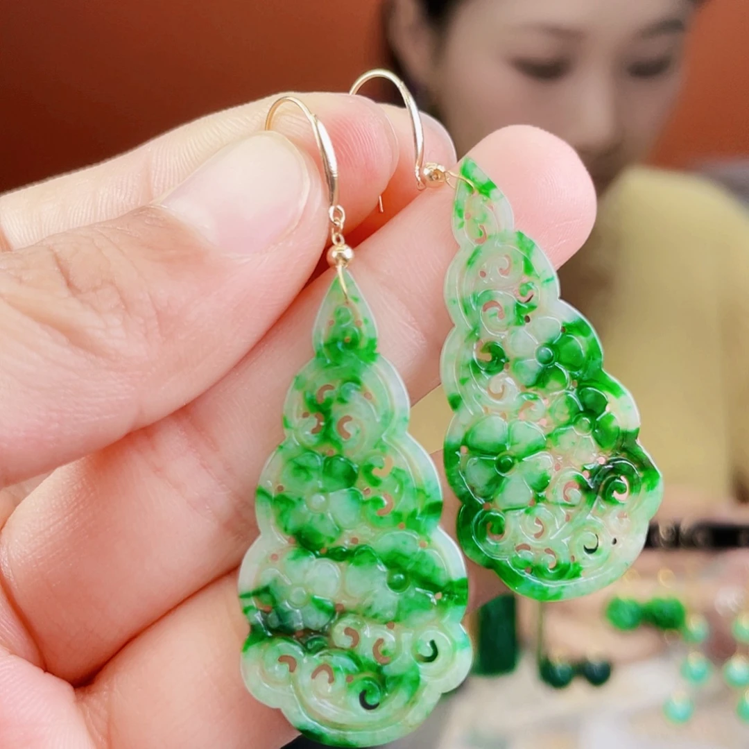 翡翠18K金镶嵌耳饰