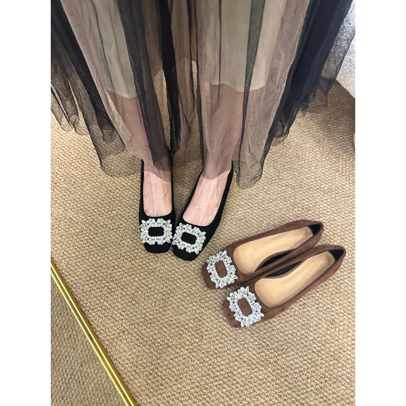 春季新款方头钻扣浅口绒面低跟单鞋女通勤气质工作鞋