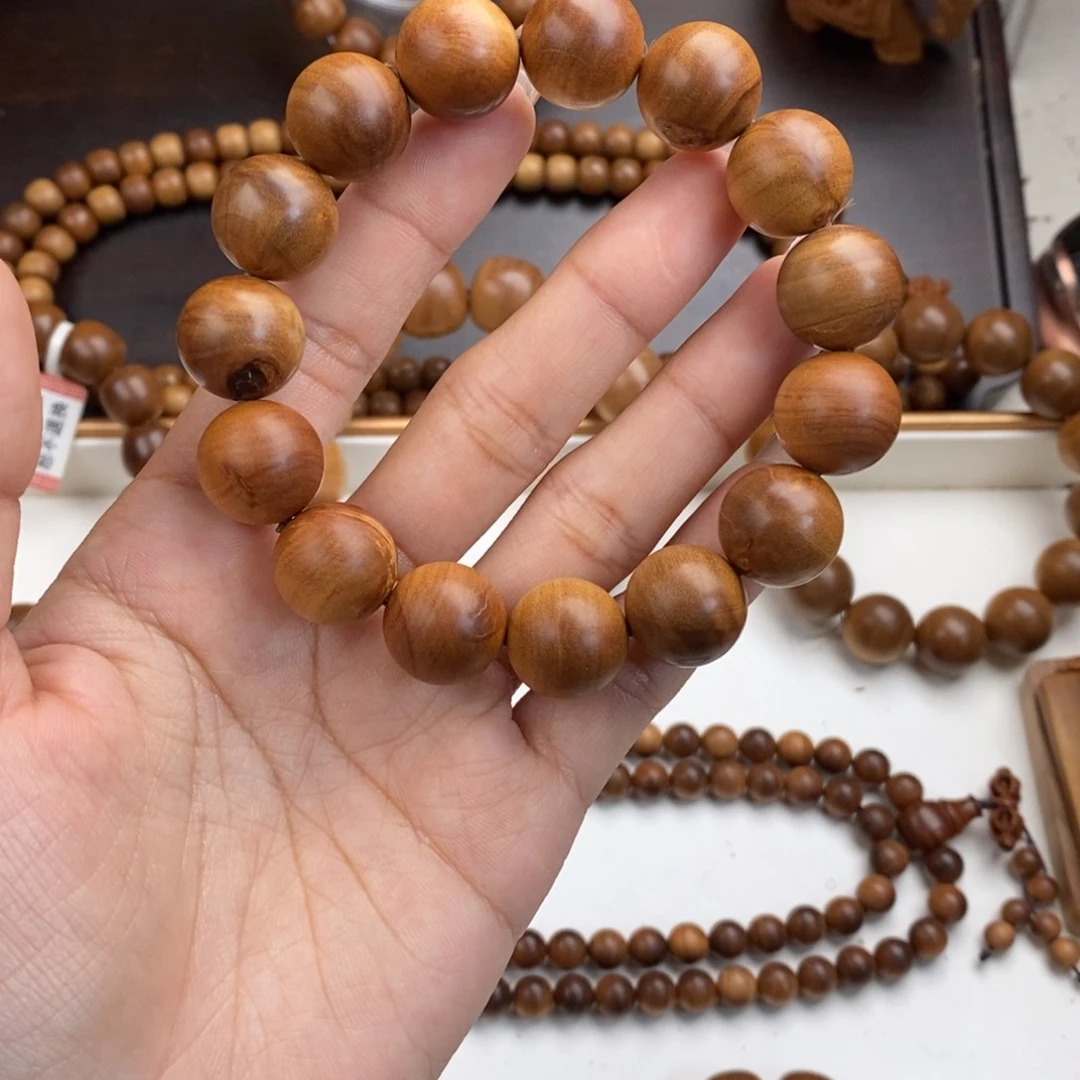 檀香木其他老山檀香1.5圆珠横纹微瑕