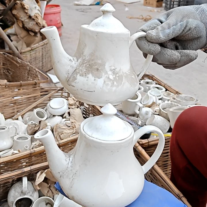 摆件陶瓷盘子碗啥都有