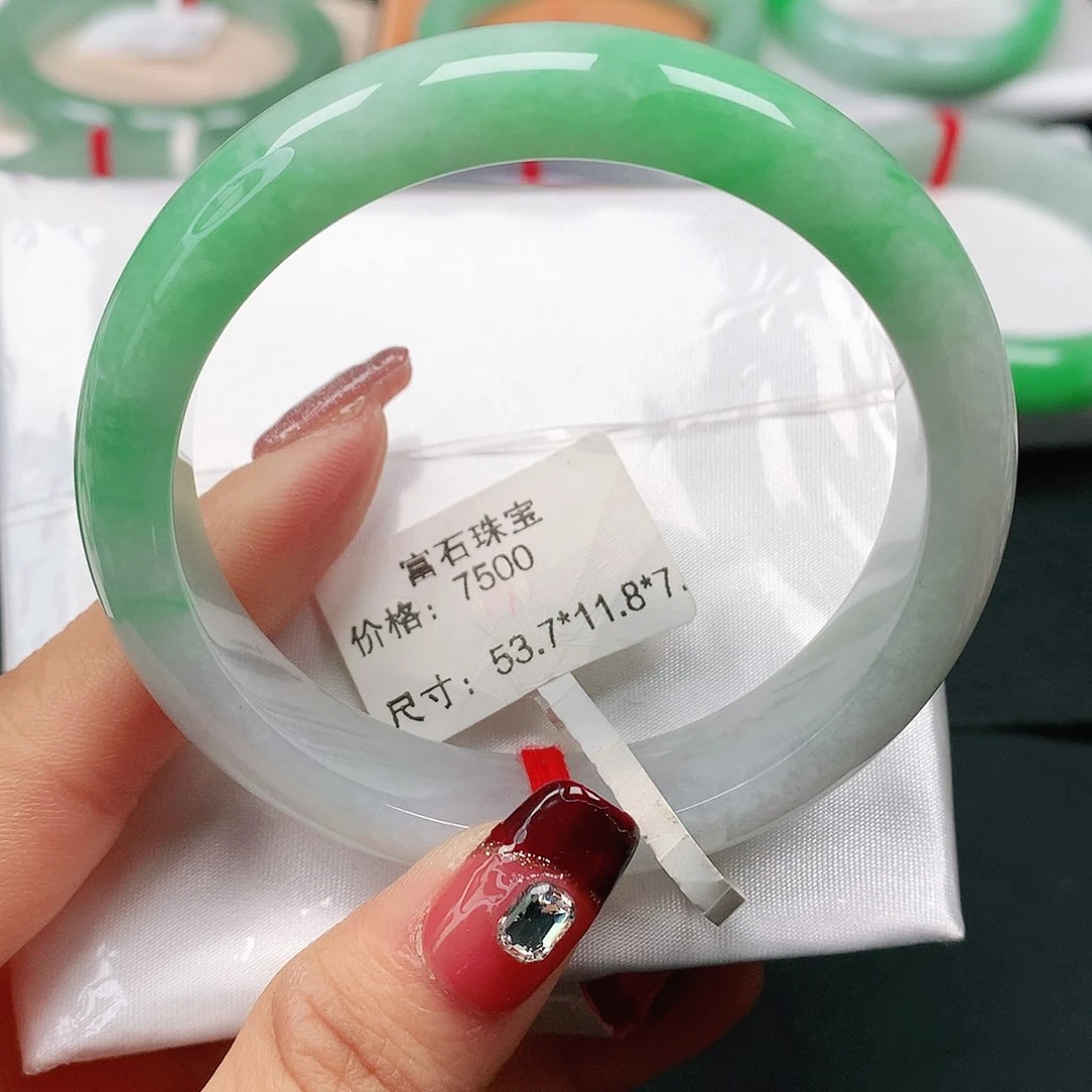 翡翠手镯未镶嵌天然翡翠手镯53