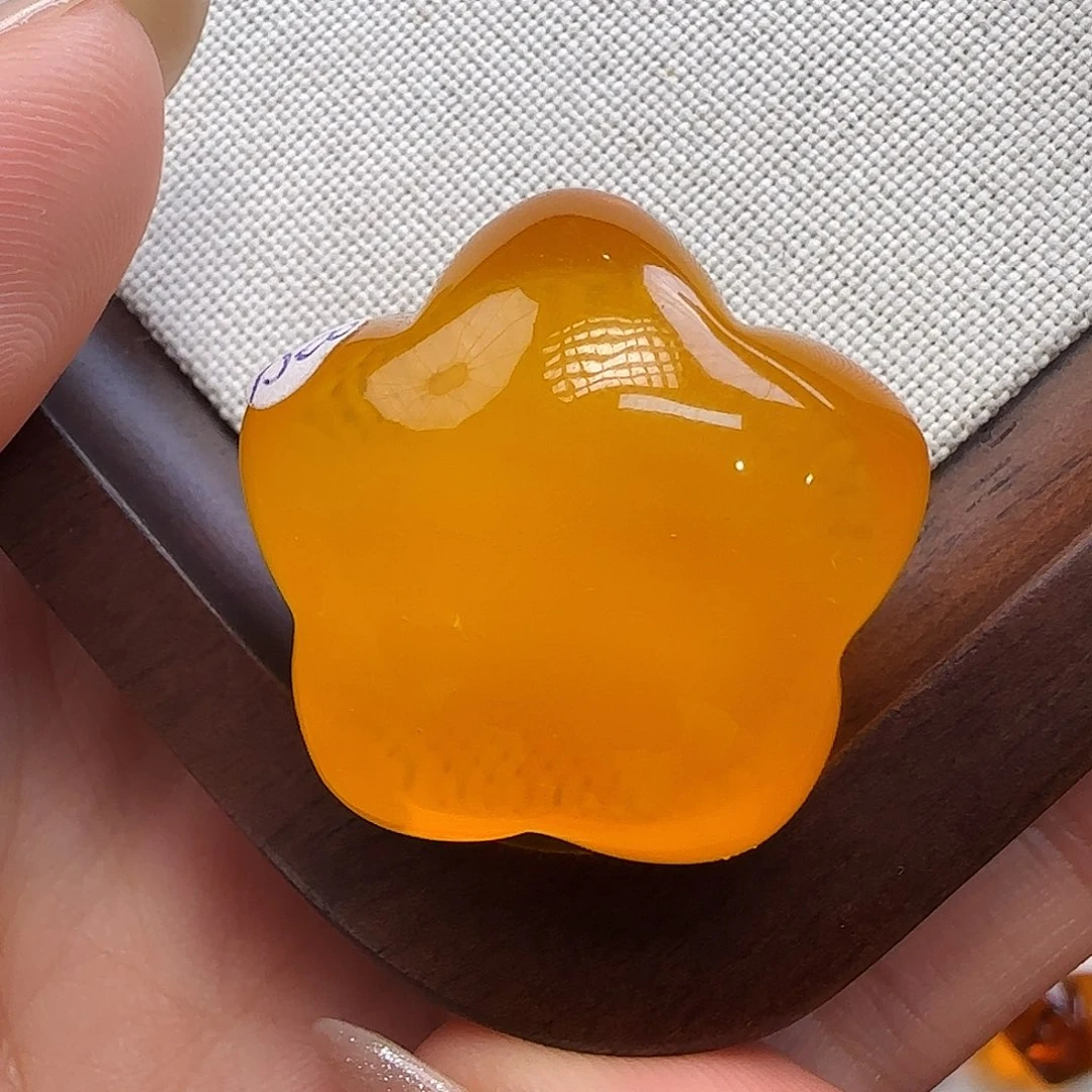 琥珀未镶嵌珠宝奇石蜜蜡