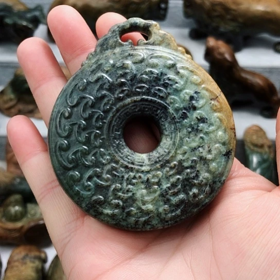 岫岩河磨玉（透闪石质玉）把件未镶嵌