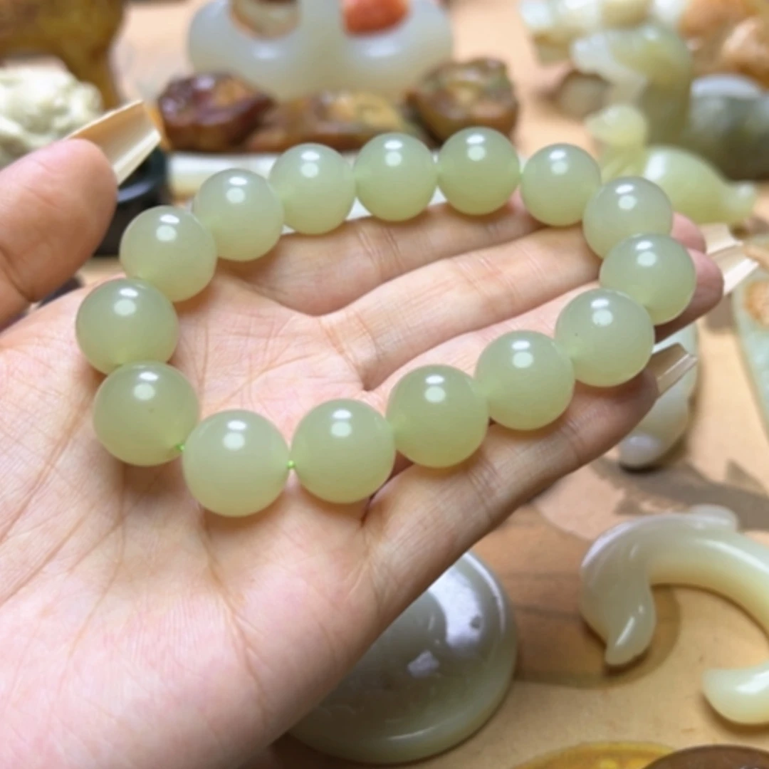 【闪购商品】蛇纹石玉颈饰未镶嵌