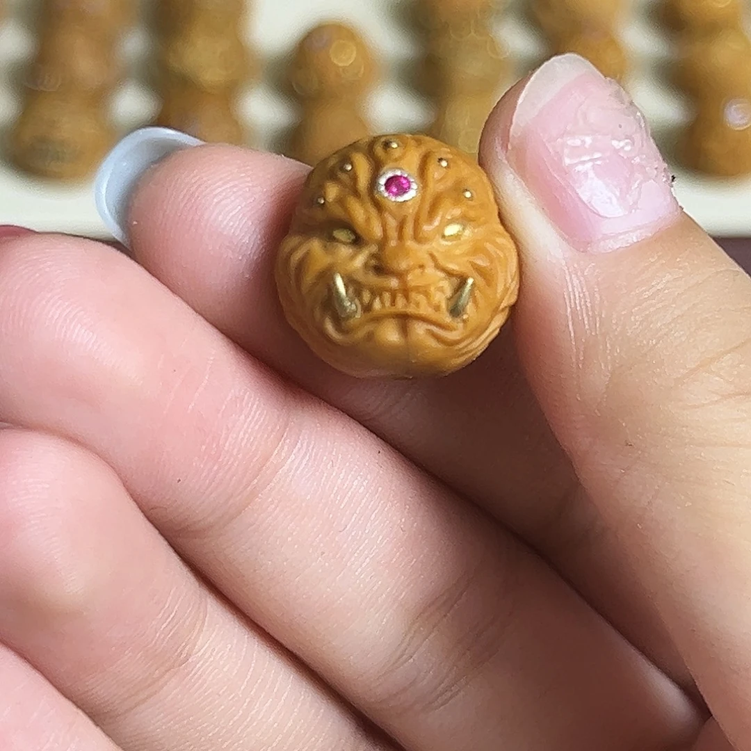 吊坠猴头核桃镶嵌单颗六目獠牙恶僧