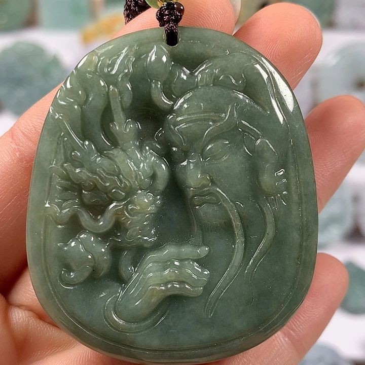 翡翠未镶嵌颈饰玉龙关二爷福利