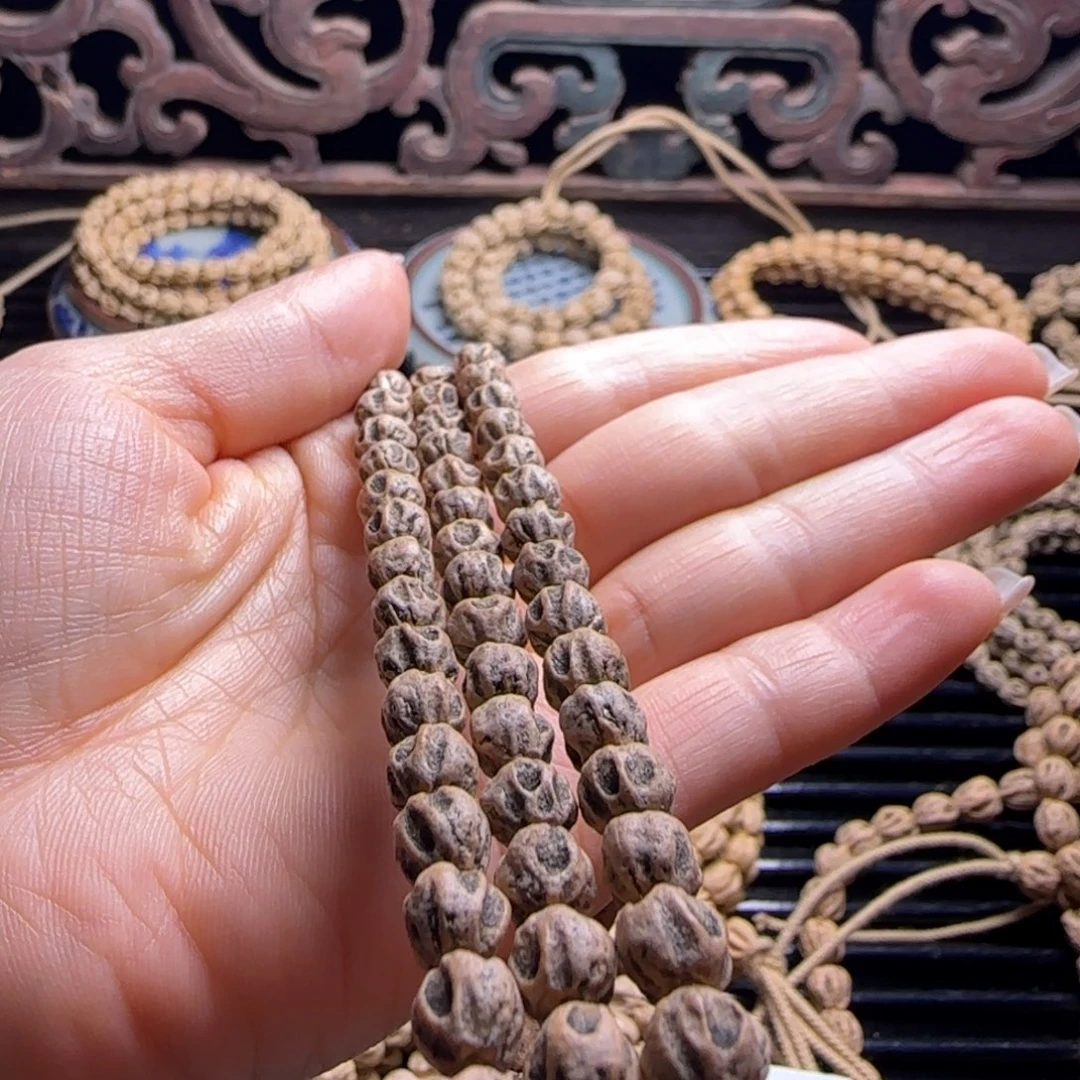 啾***瑞柏香籽/百香籽吊坠