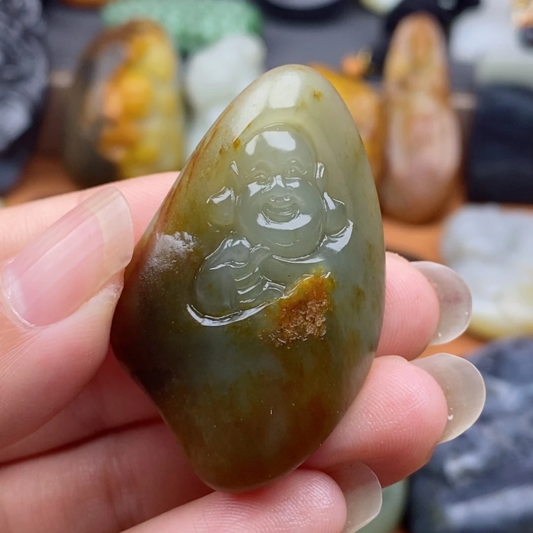 枯***雨和田玉未镶嵌颈饰