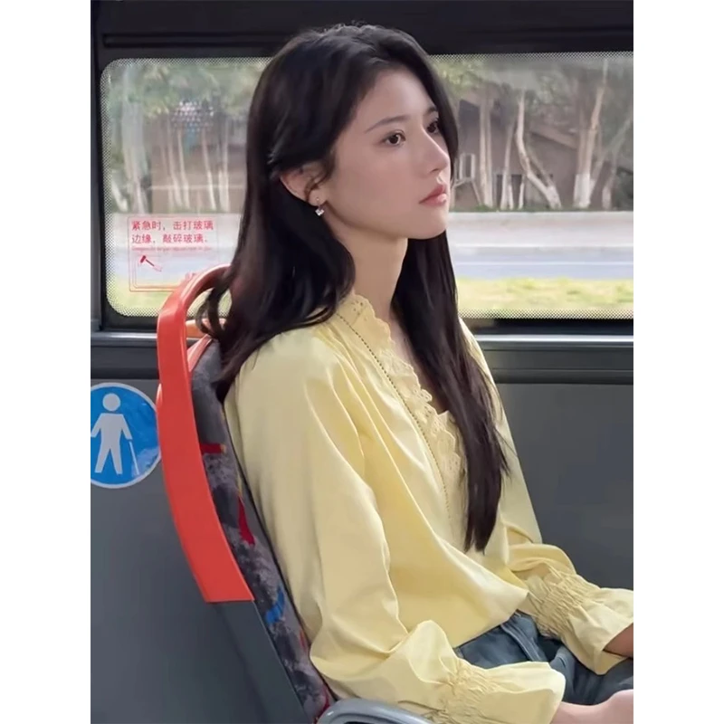 气质小众不撞款上衣女2025夏季法式高级感超好看独特漂亮黄色衬衫