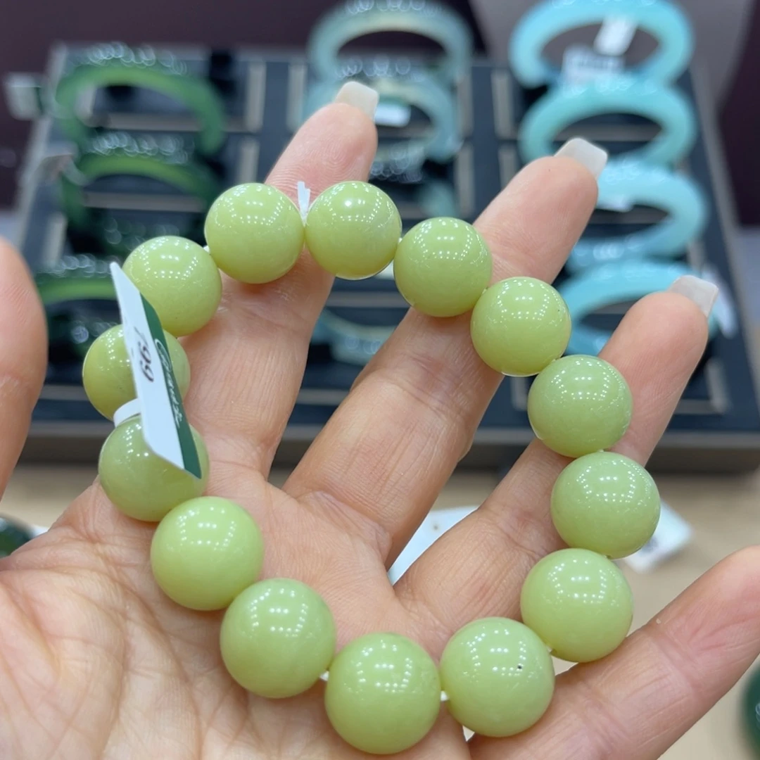 岫玉未镶嵌手镯手镯