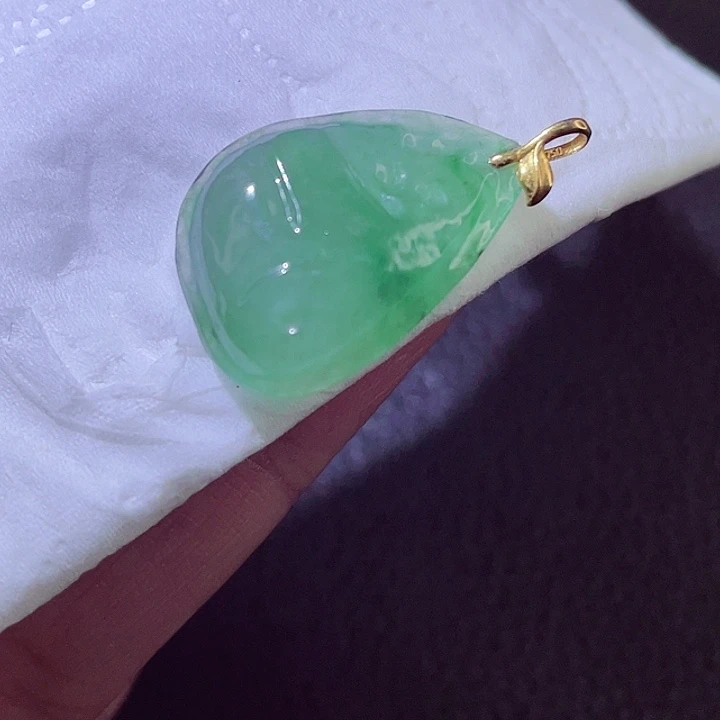 颈饰18K金镶嵌翡翠翡翠