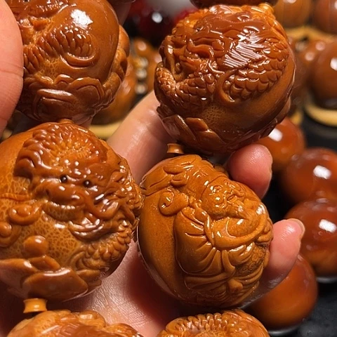 陈***斌橄榄核手串/手链龙财288