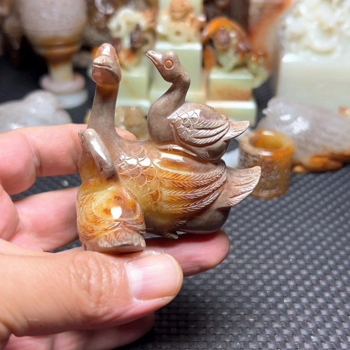 和田玉（糖玉）未镶嵌挂件