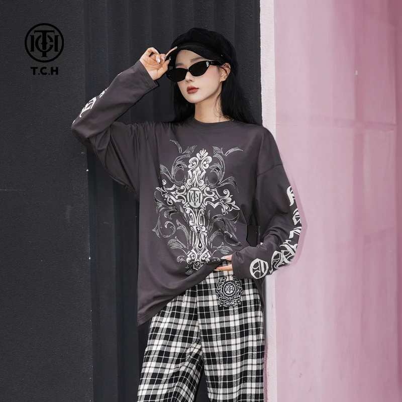 TCH私服秋冬街头风烫钻时尚淑女黑色长袖T恤T75C08E9027私服tch