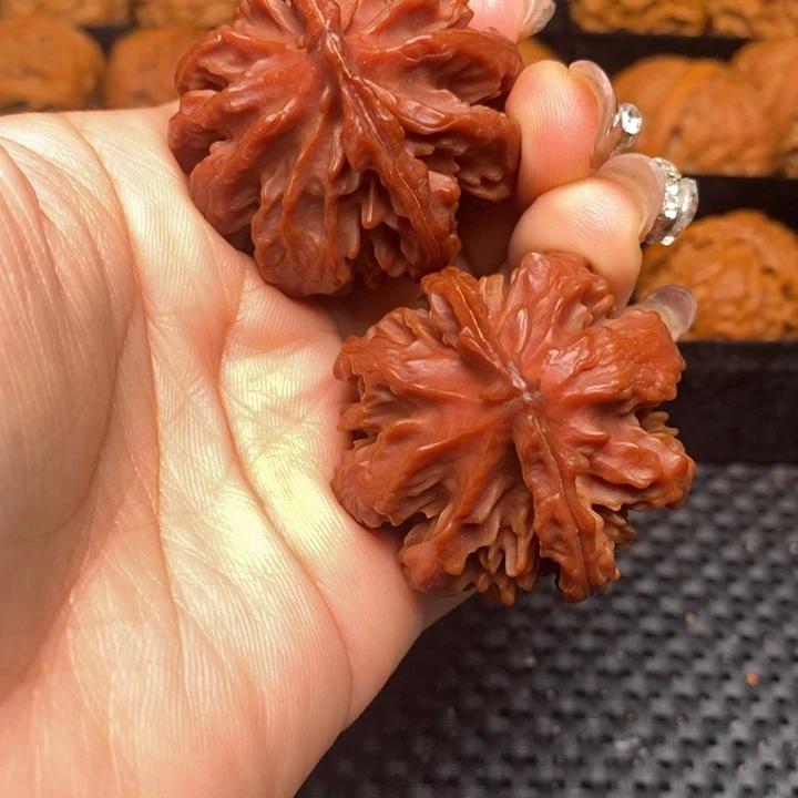 吊坠文玩核桃秦岭野生33