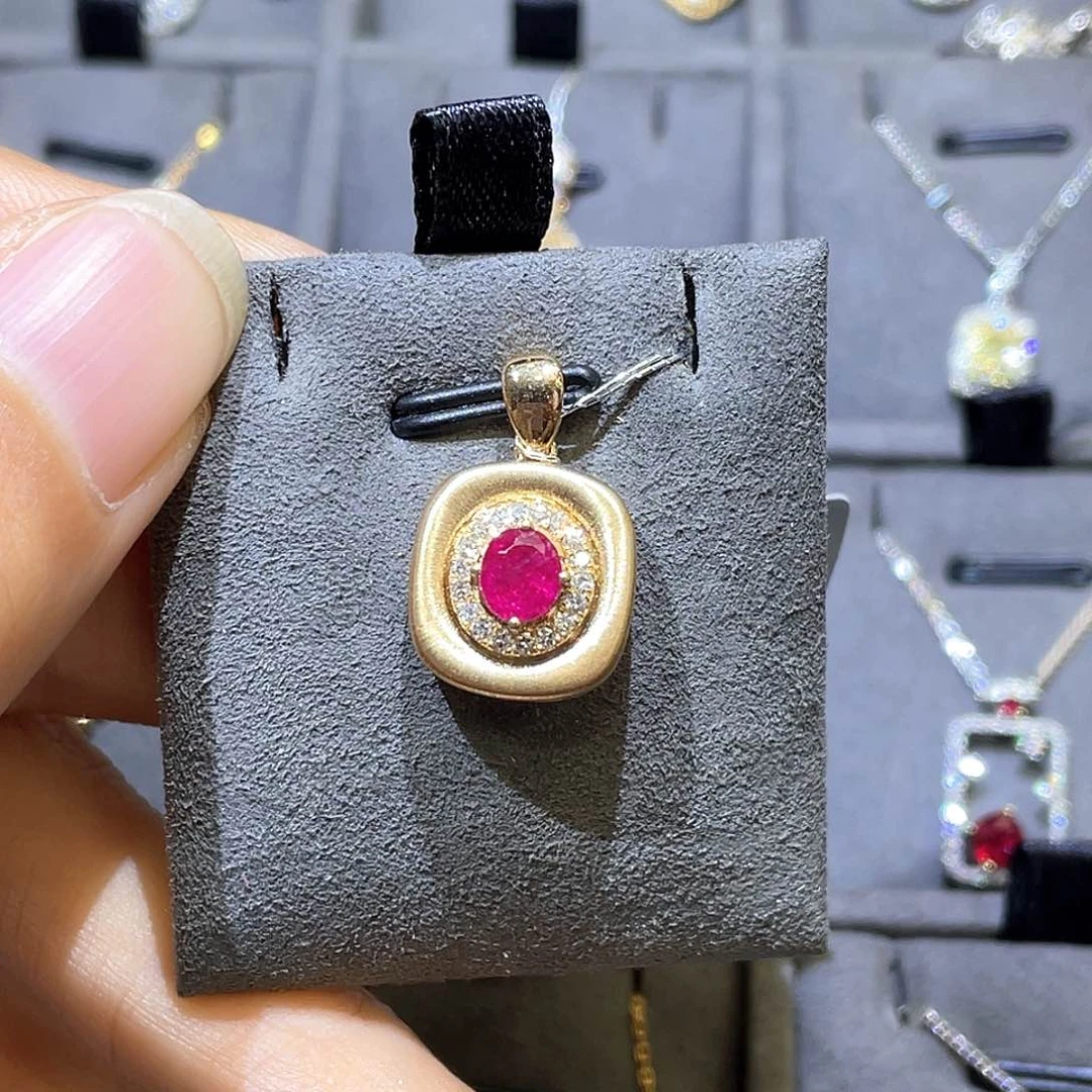 18K金镶嵌吊坠(不含链)红宝石0.81ct