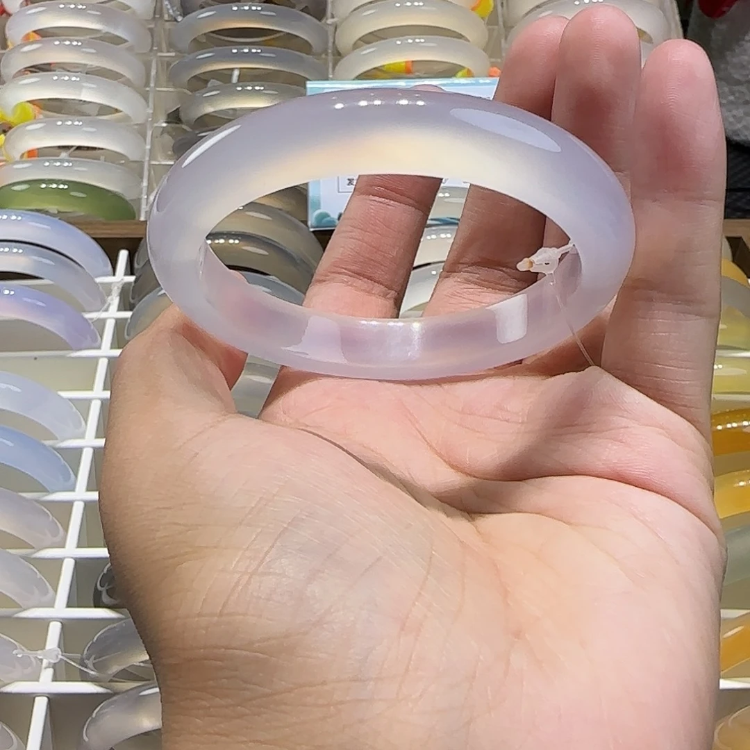 手镯玛瑙/玉髓未镶嵌56白冰
