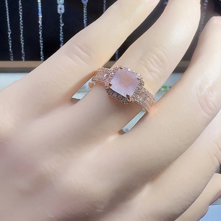 银S925镶嵌芙蓉石戒指