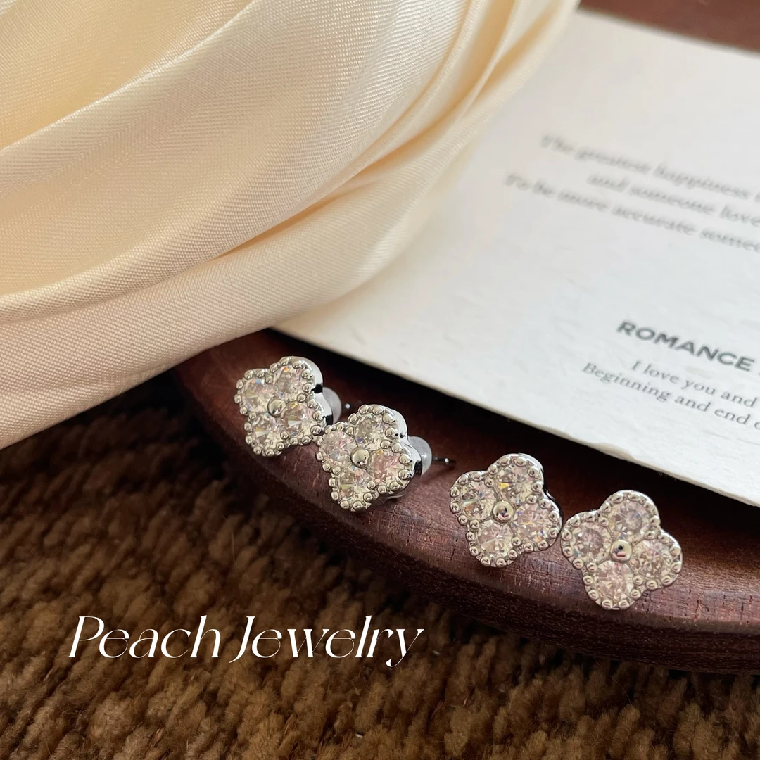 合金仿水晶耳饰 锆石四叶草银针耳钉一对 LN69 多样性发一