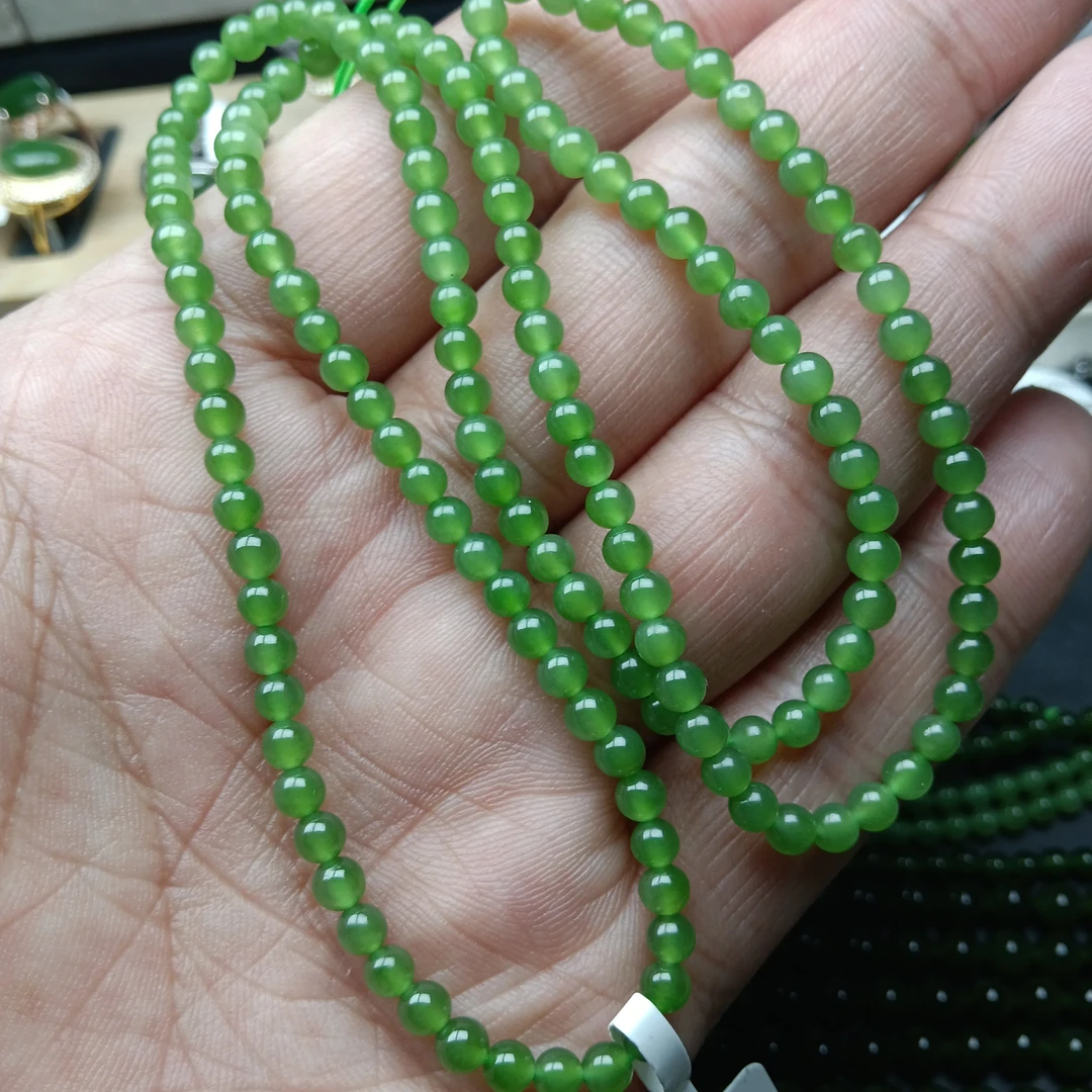 和田玉碧玉冰底无黑苹果绿卡4mm项链小高货